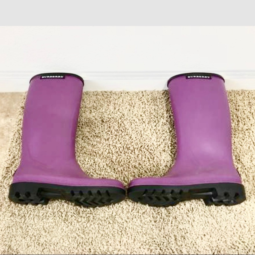 BURBERRY Rainboots. SAME DAY SHIPPING - Picture 3 of 6
